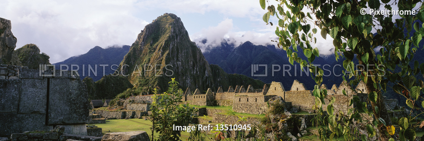 
View from Huayna Picchu
Peru


