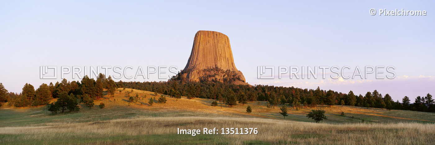 
Devil's Tower
Wyoming, USA


